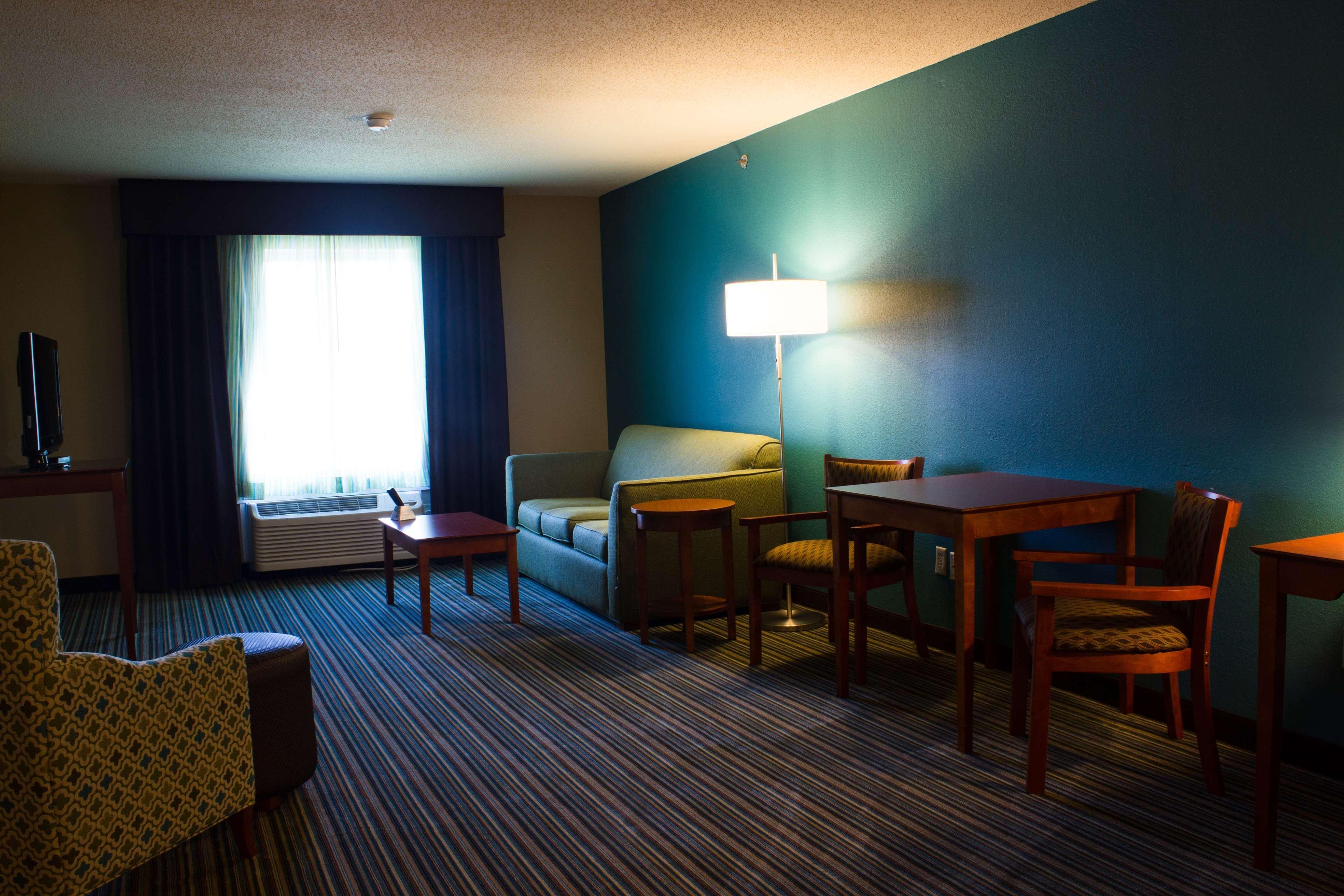 BEST WESTERN Plus Menomonie Inn&Suites Exterior foto